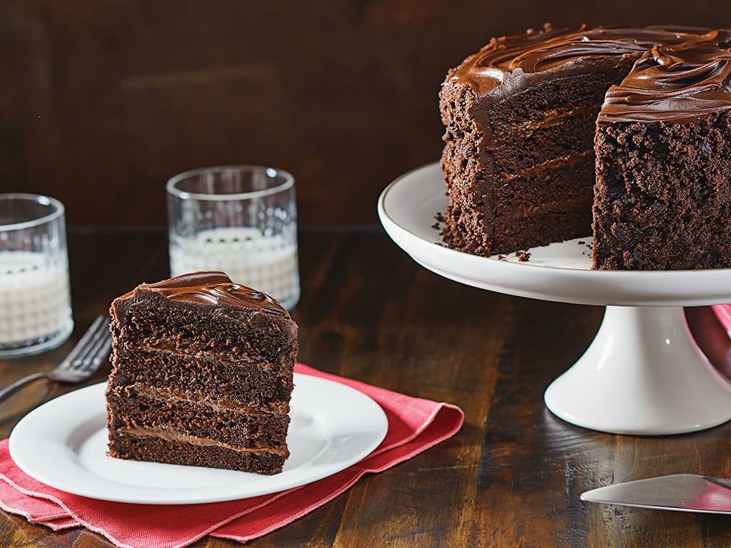 How To Tell When Your Cake Is Done 
